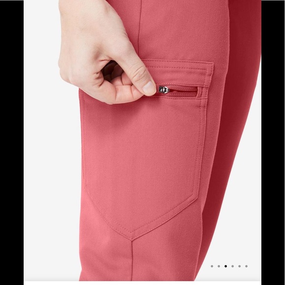 NWT FIGS Zamora Joggers Scrubs Regular - Picture 4 of 5